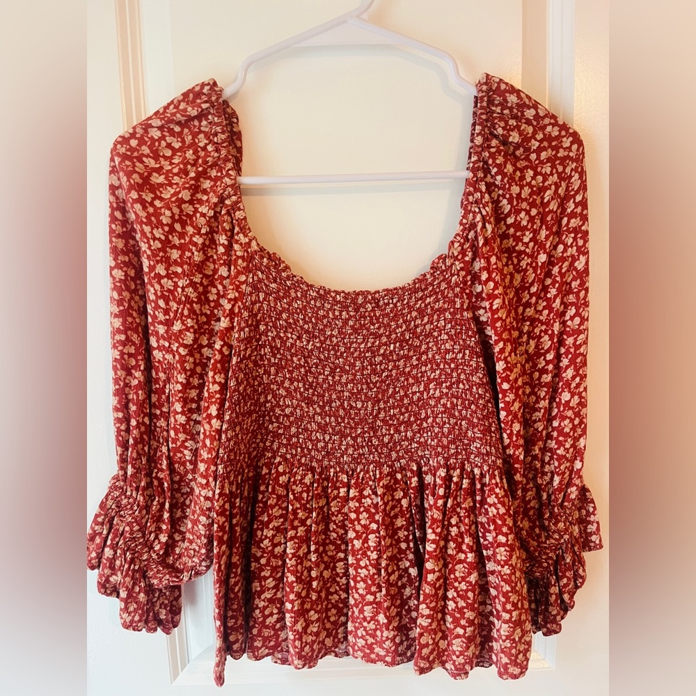 Adorable American Eagle Blouse